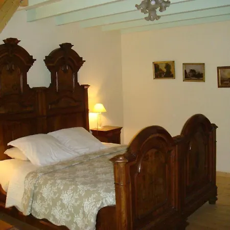 Vakantiehuis Ferme De La Haute Maison Maison D Hotes Saint-Loup-de-Naud